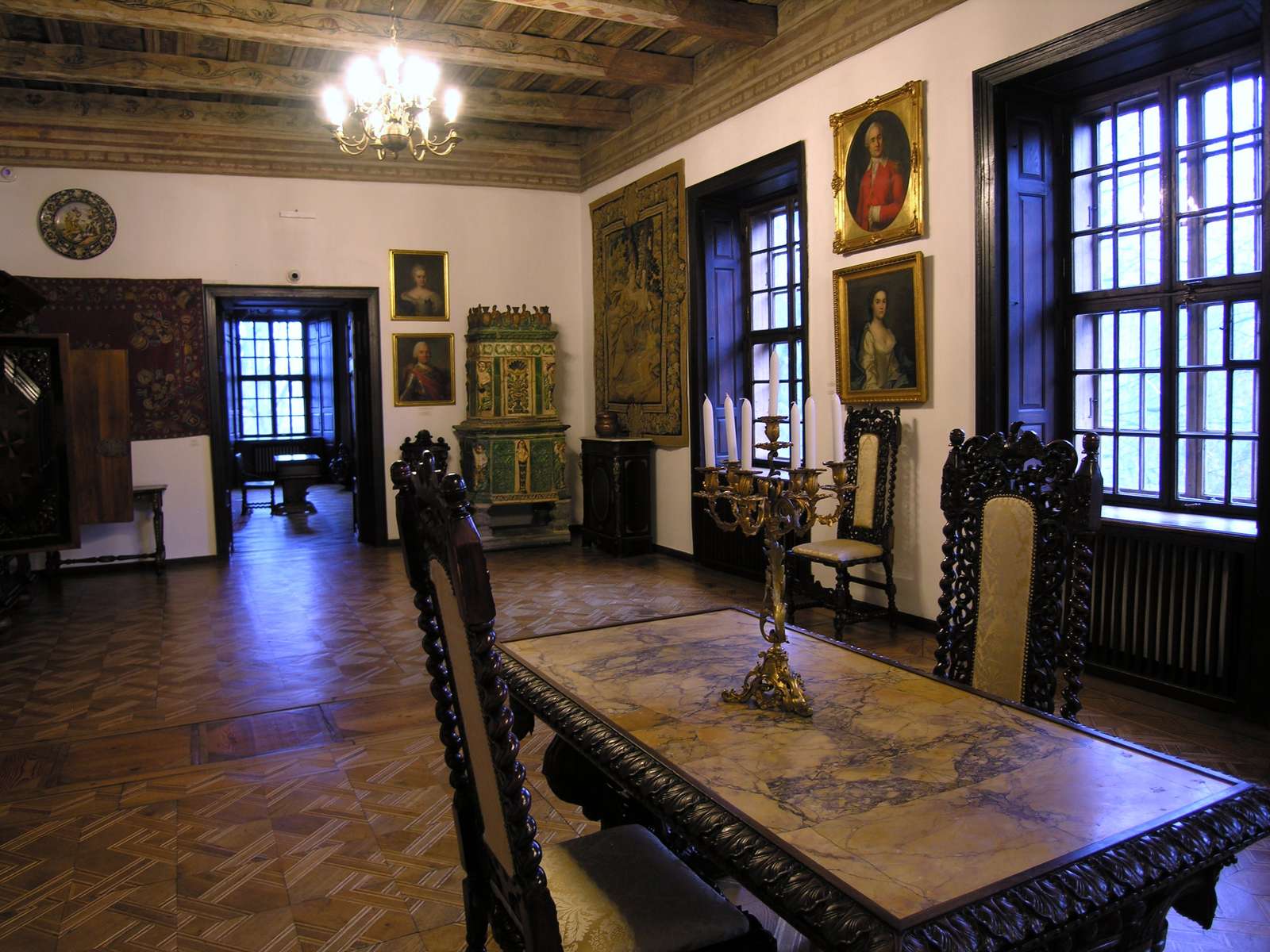 Muzeum - Zamek w Oporowie. Sala Rycerska. puzzle online ze zdjęcia