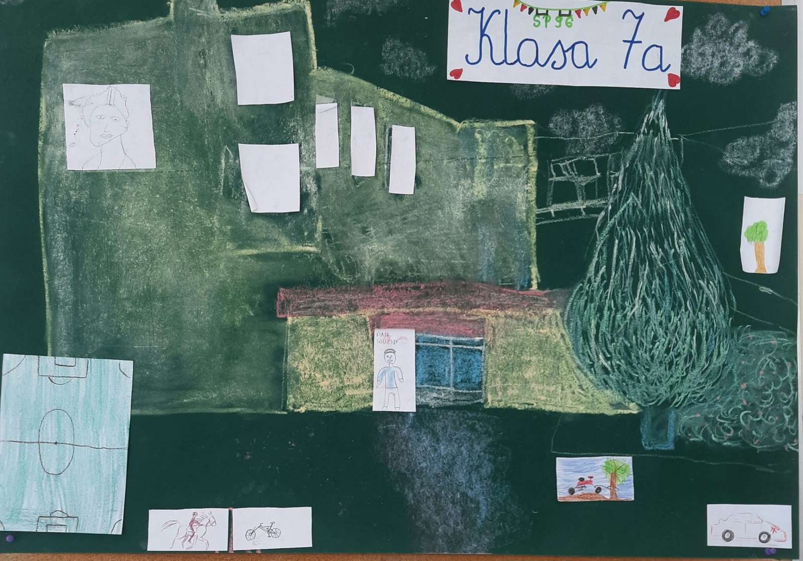 Makieta szkoły zeszło roczne klasy 7a puzzle online ze zdjęcia