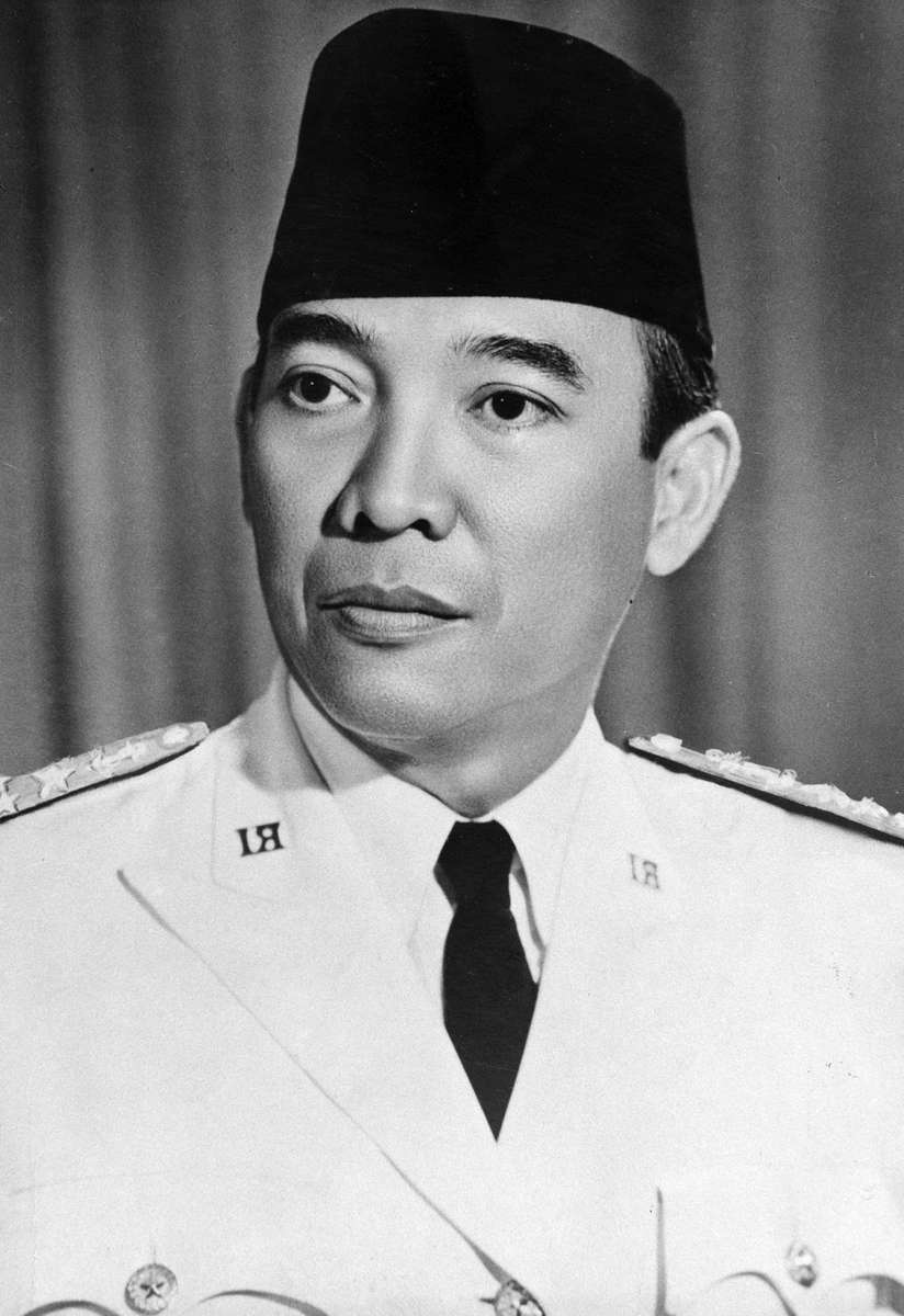 soekarno puzzle online ze zdjęcia