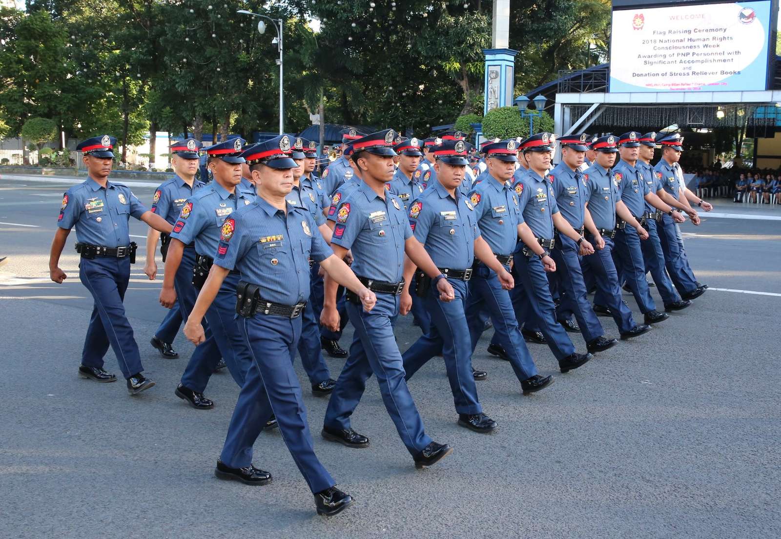 policja w Filipinach puzzle online ze zdjęcia