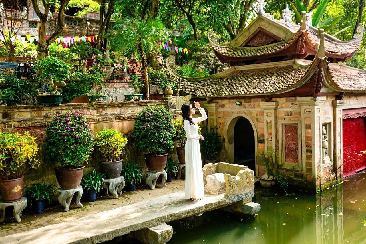 Ogród w Hanoi puzzle online ze zdjęcia